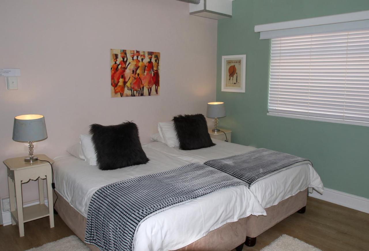 Dolphin Inn Guesthouse Κέιπ Τάουν Εξωτερικό φωτογραφία