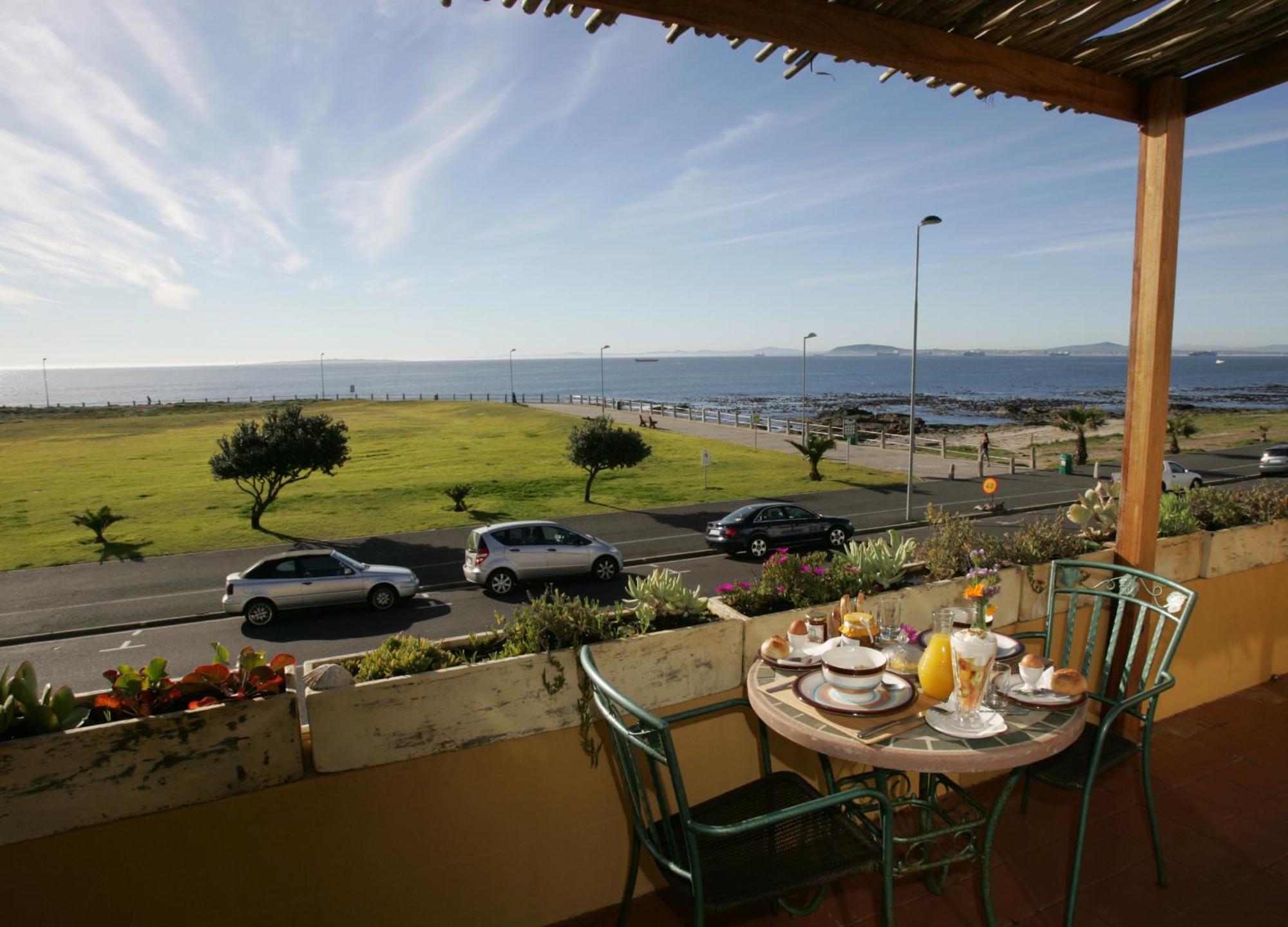 Dolphin Inn Guesthouse Κέιπ Τάουν Εξωτερικό φωτογραφία
