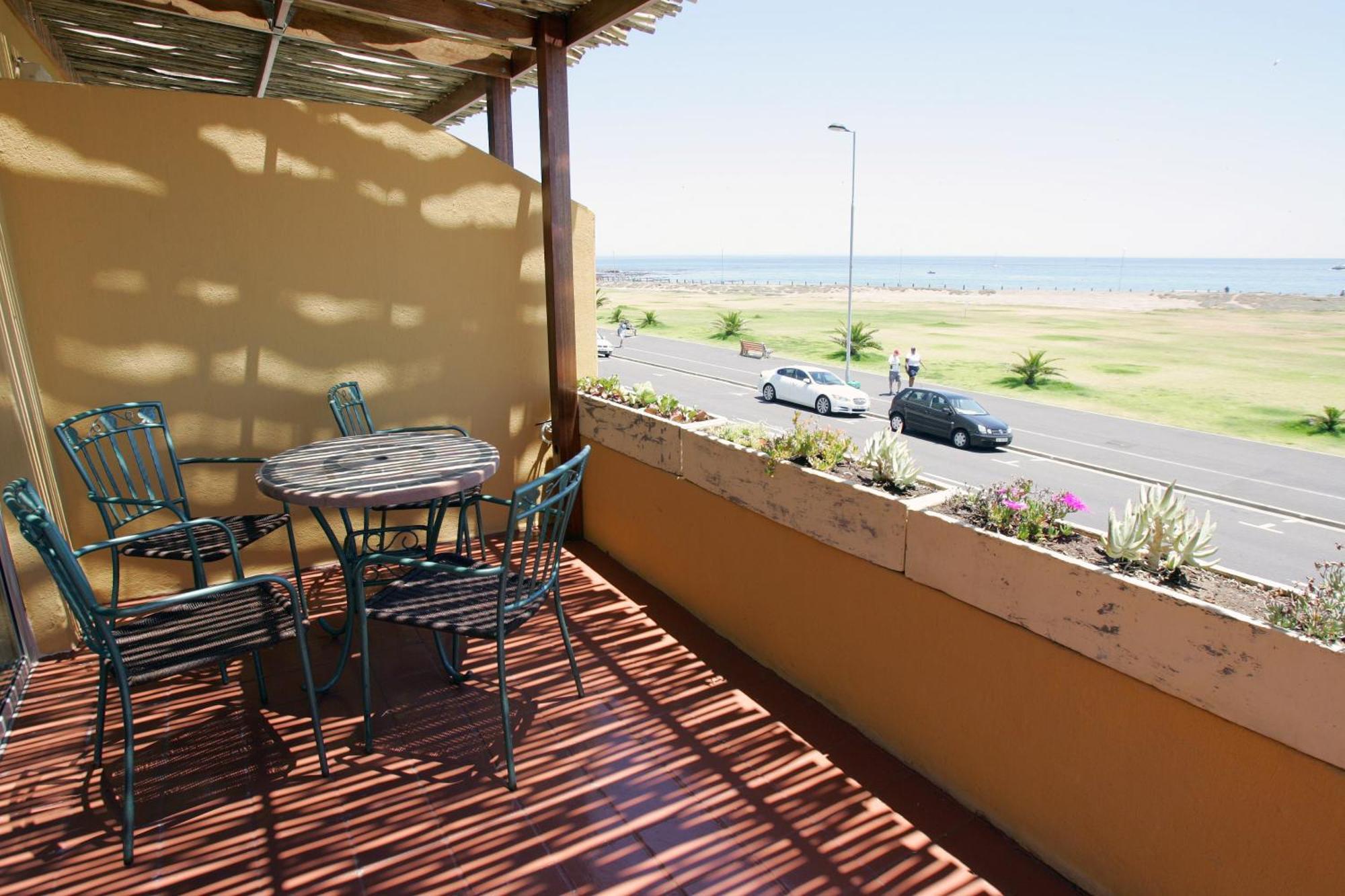 Dolphin Inn Guesthouse Κέιπ Τάουν Εξωτερικό φωτογραφία